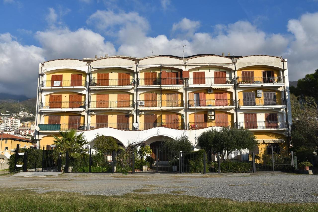 B&B Alba Chiara Paola Luaran gambar